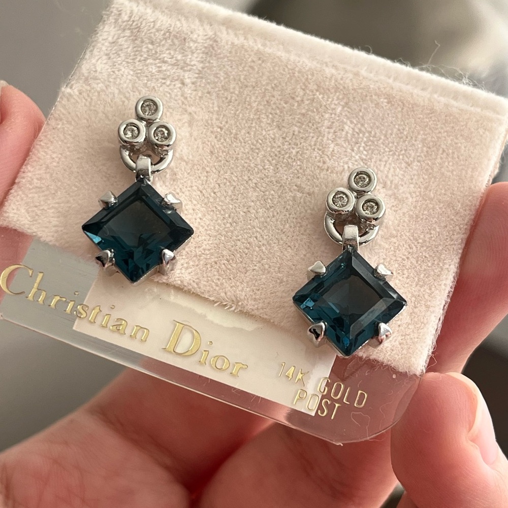 Vintage NWT Christian Dior Blue Rhinestone Dangle Silver 14k Gold Post Earrings - Picture 3 of 9